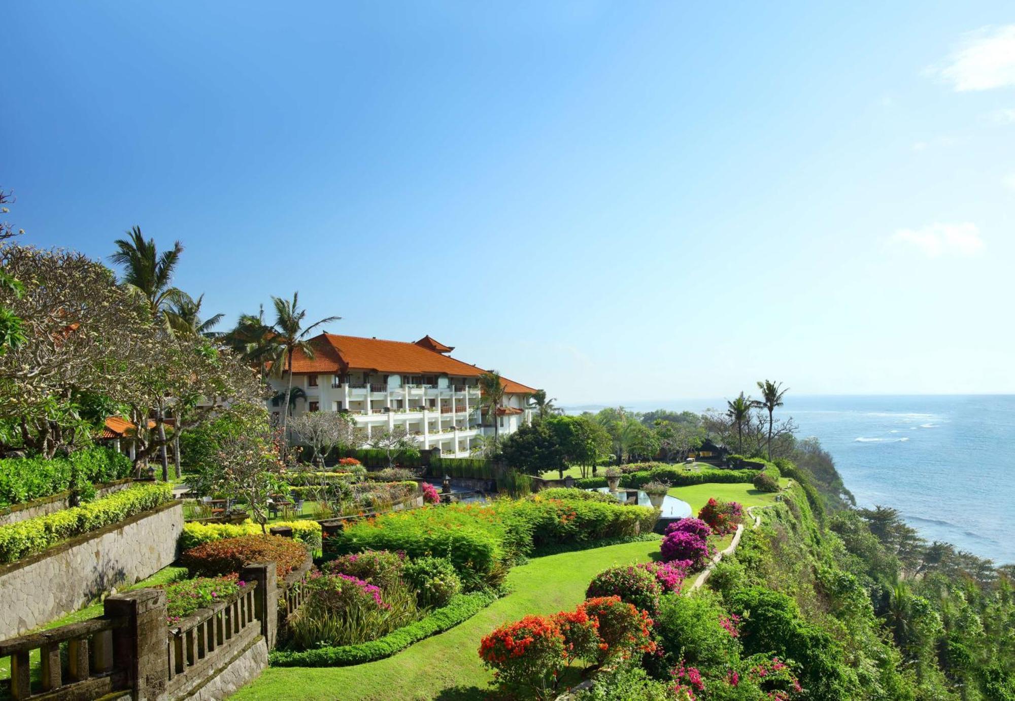 巴厘岛希尔顿度假村 努沙杜瓦 外观 照片 The resort's main building